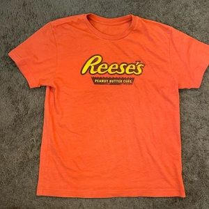 Reese’s Tee size Med